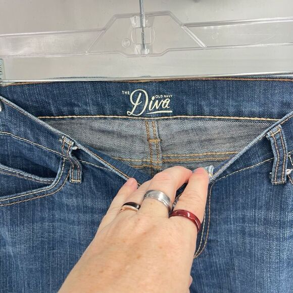 Old Navy Womens Diva Jeans Straight Leg Denim Stretch Medium Wash Blue 12 Long - Picture 8 of 12